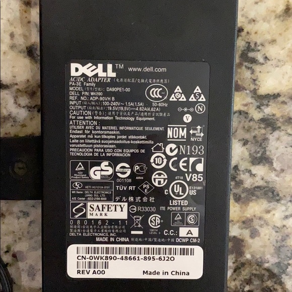 Dell computer replacement charger - Picture 3 of 3